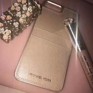 Michael Kors Snap On Case-Rose Gold